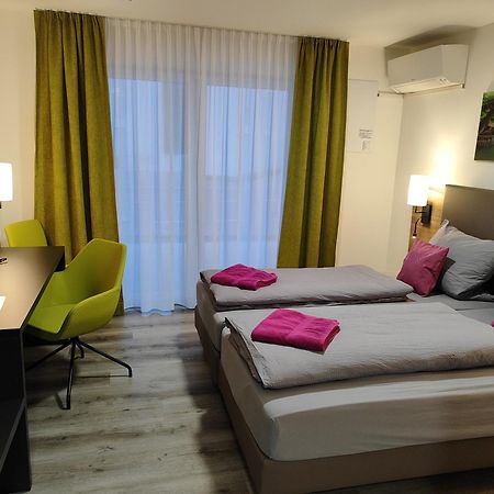 เกสเทอเฮาส์ ชต็อค Hotel ฟรีดริชส์ฮาเฟน ภายนอก รูปภาพ