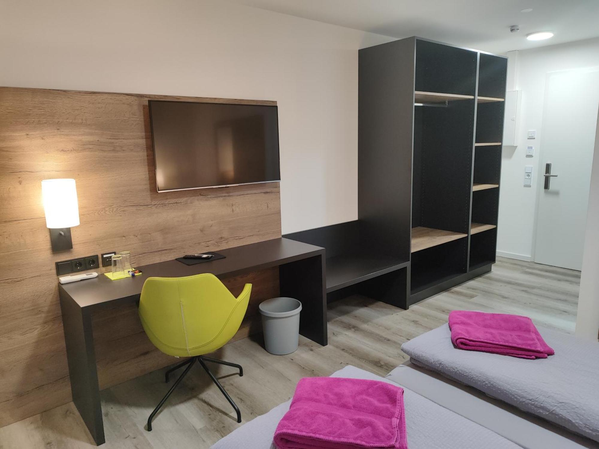 เกสเทอเฮาส์ ชต็อค Hotel ฟรีดริชส์ฮาเฟน ภายนอก รูปภาพ
