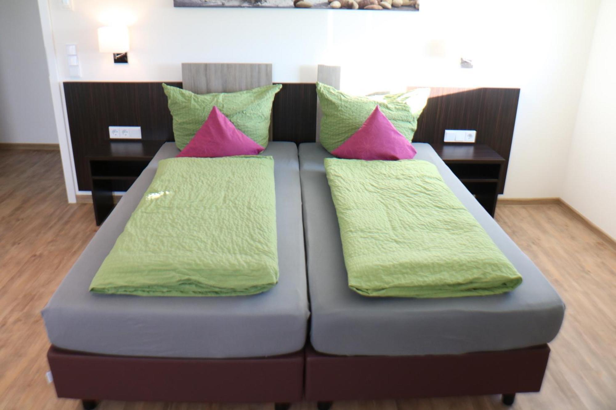 เกสเทอเฮาส์ ชต็อค Hotel ฟรีดริชส์ฮาเฟน ภายนอก รูปภาพ